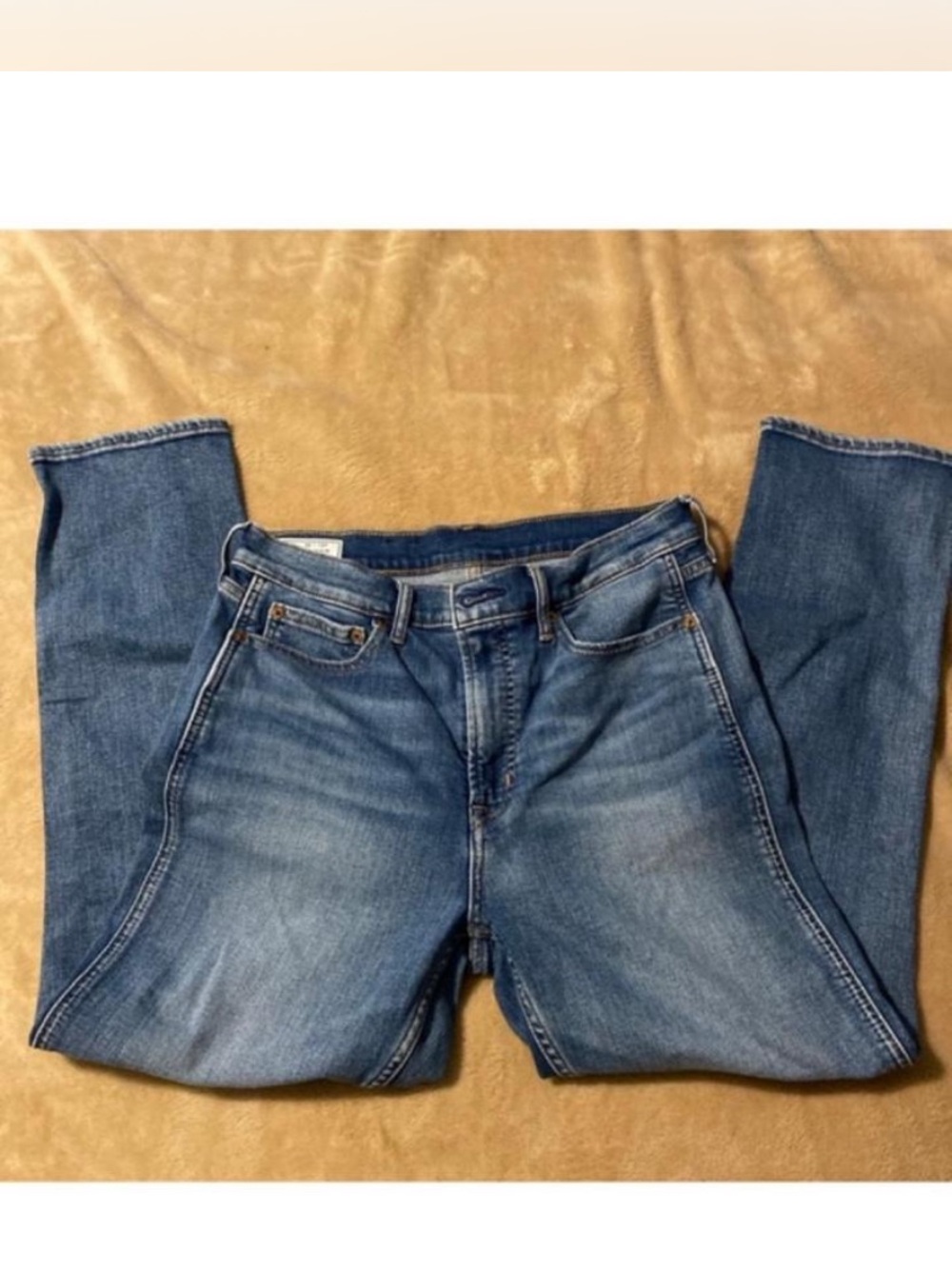 GAP High-Rise Straight Leg Jeans in Medium Blue Sz 10